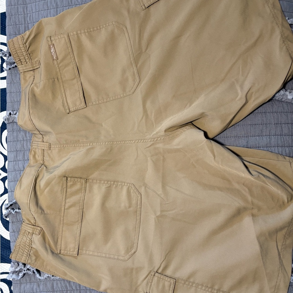 Lee Tan Cargo Work Shorts. - Picture 4 of 4